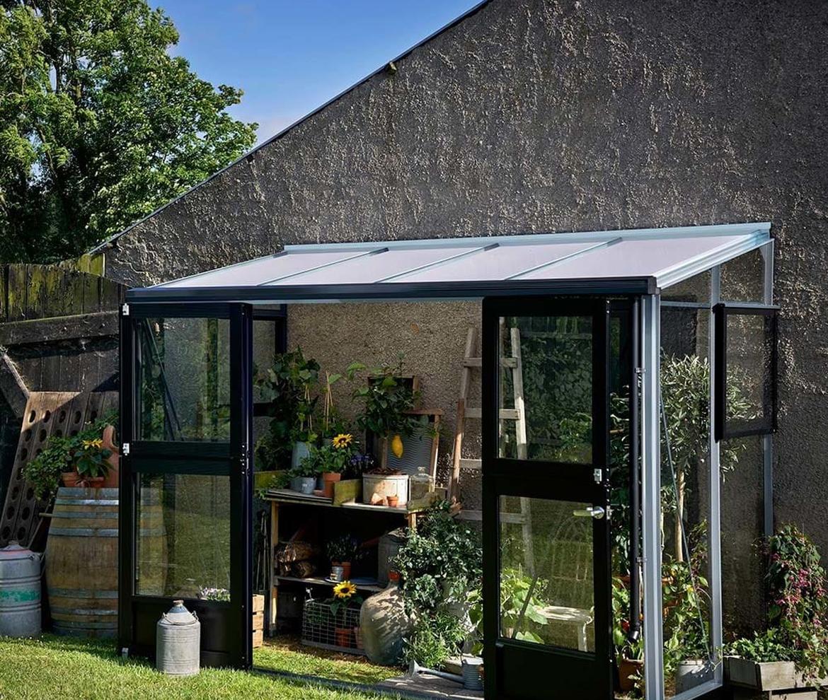 Juliana Veranda - Juliana Greenhouse