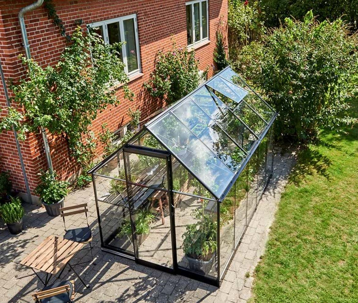 Halls ‘Qube’ 6ft x 10ft Greenhouse - Halls Traditional & Qube Greenhouses