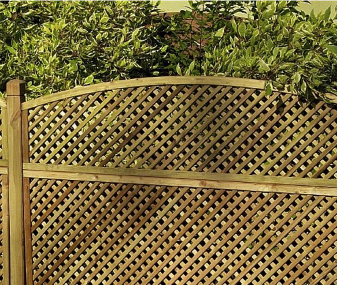 Domed Privacy Diamond Trellis 183cm x 183cm x 30mm - Trellis