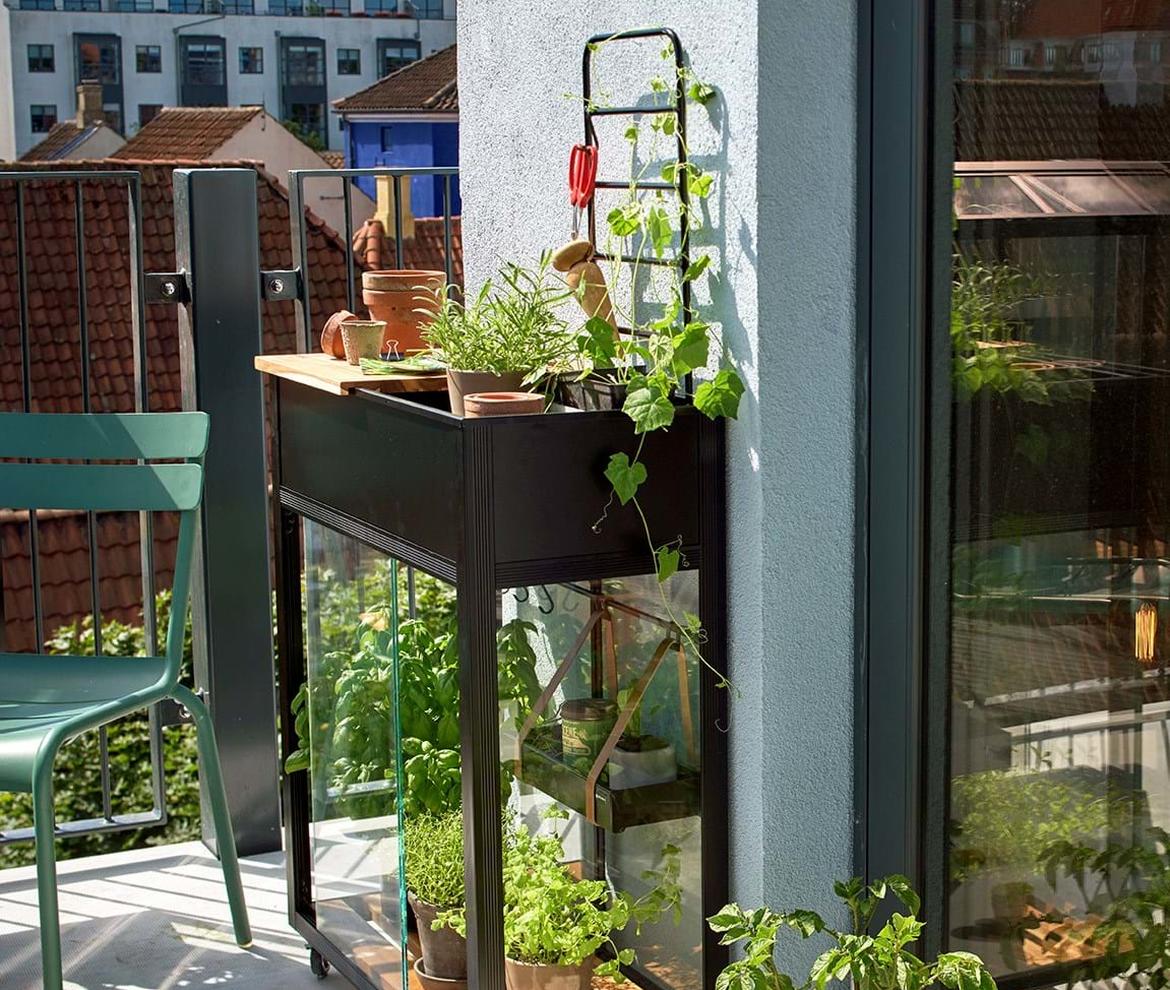 Juliana ‘Urban Vertical’ Greenhouse - Juliana Greenhouses