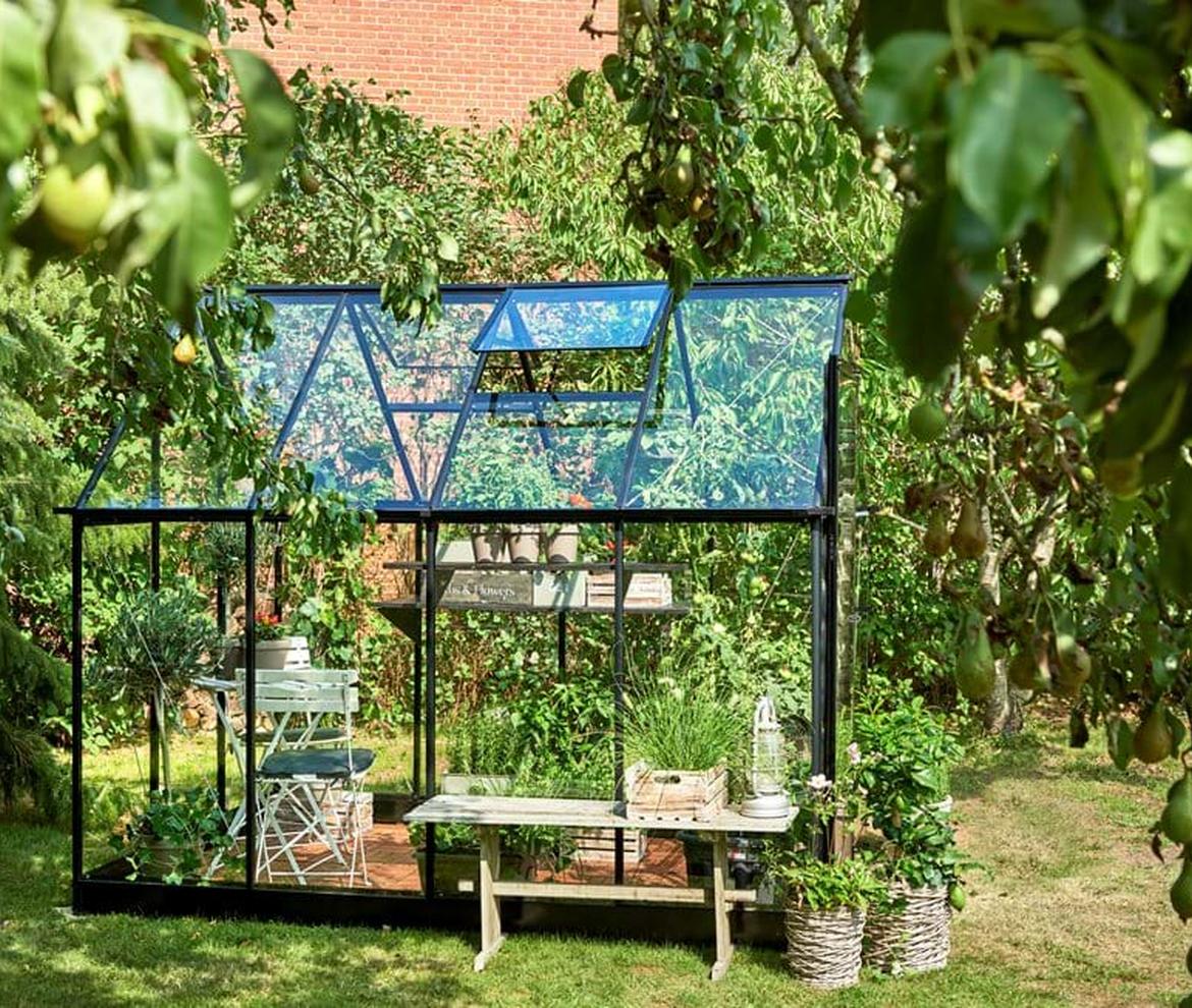 Halls ‘Qube’ 6ft x 8ft Greenhouse - Halls Traditional & Qube Greenhouses