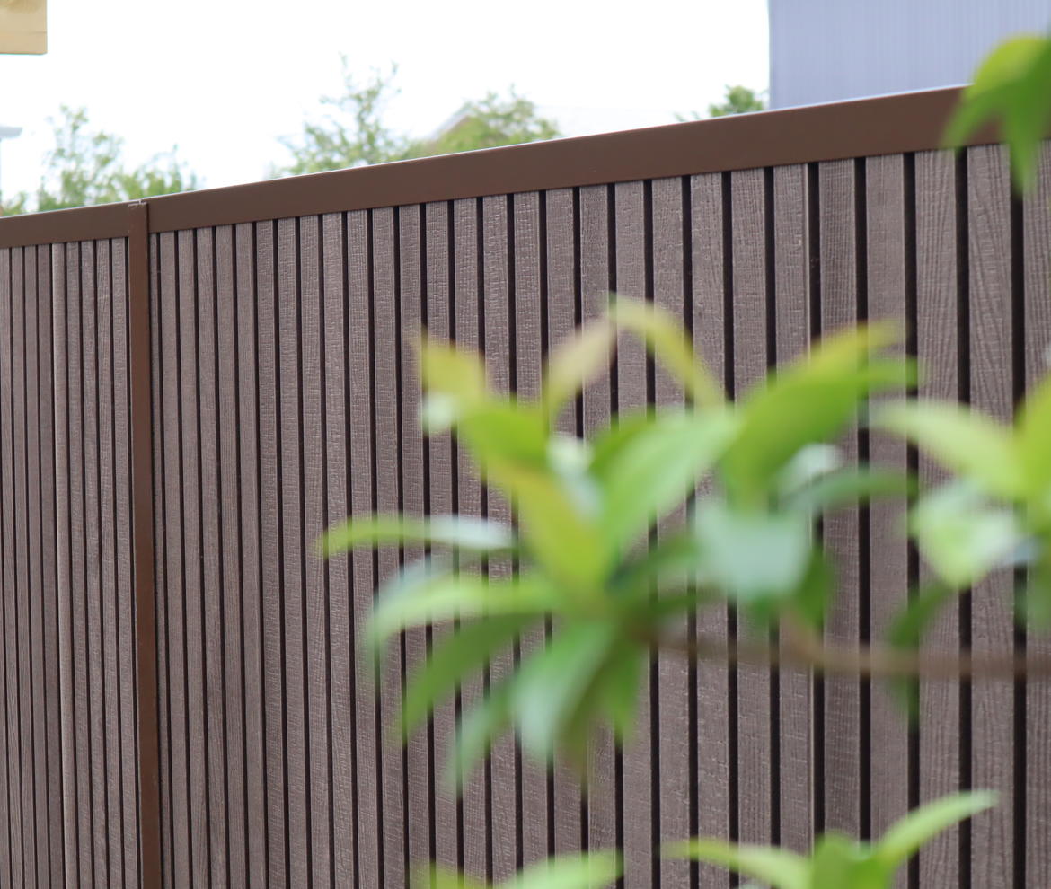 DuraPost ‘Urban’ Slatted Composite Fence - Dura Post Urban