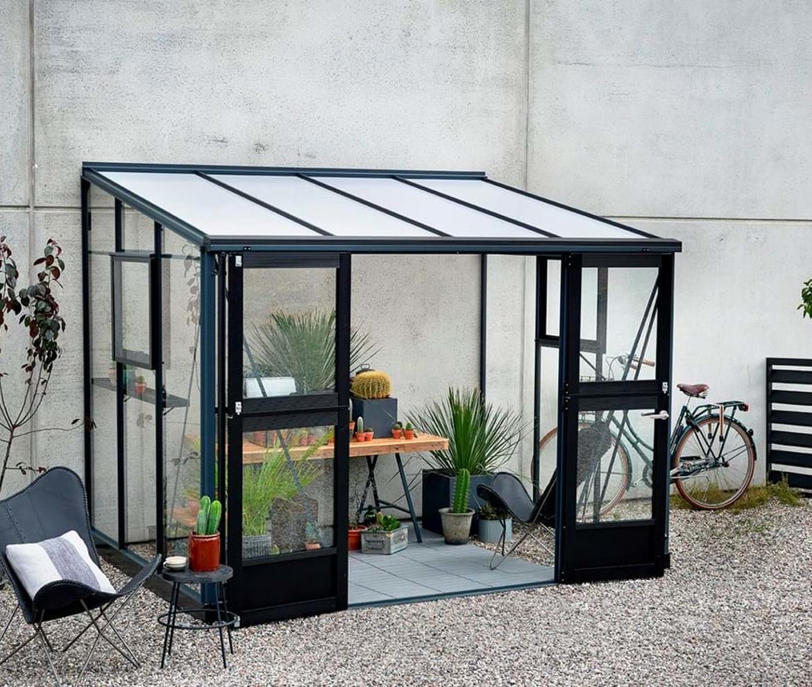 Juliana Veranda - Juliana Greenhouse