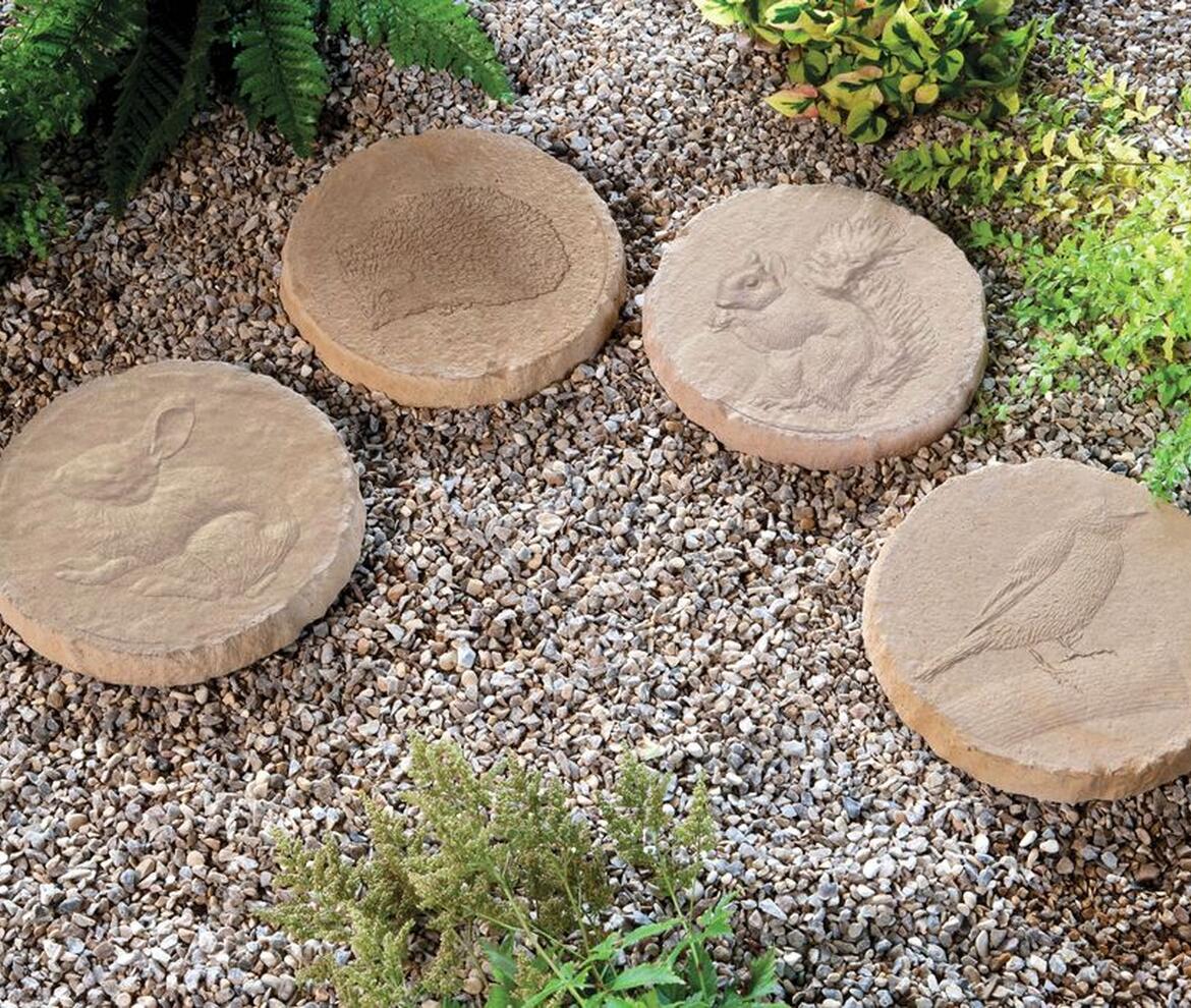 Stepping Stone &lsquo;Bird&rsquo; - Landscape Stones