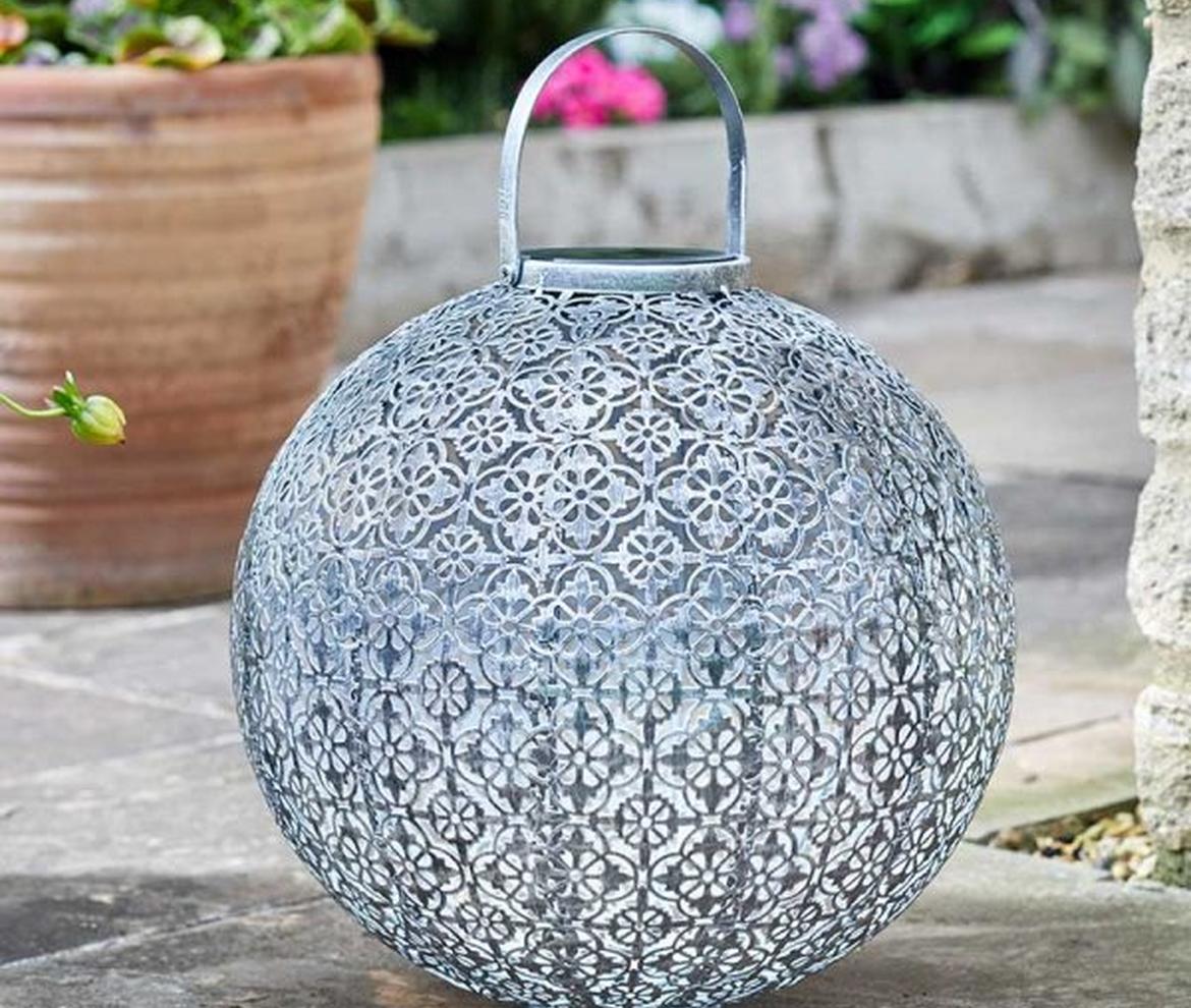 Jumbo Damasque Lantern - Solar Powered Lights