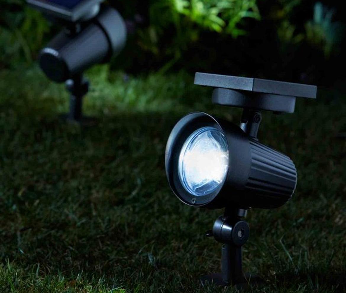 Ultra Garden Spotlight - Solar Powered Lights