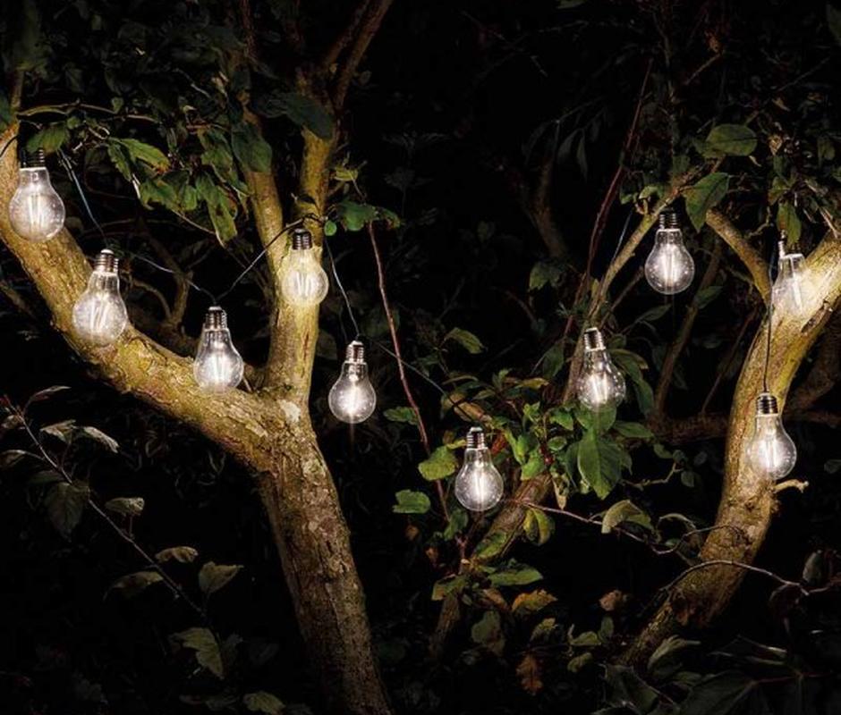 Eureka Retro Light Bulb String - Solar Powered Lights