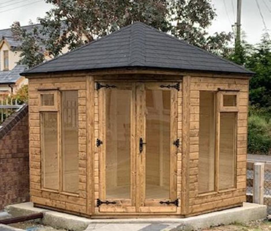 Woodstoc Corner summerhouse - 