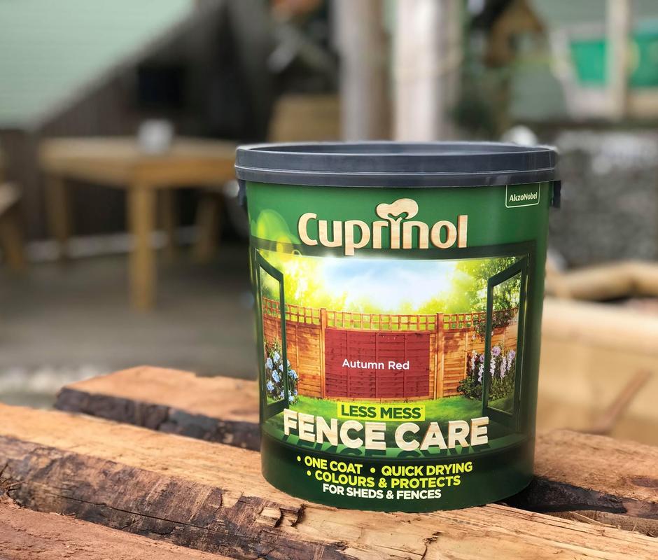 Cuprinol ‘Autumn Red’ Less Mess Fence Care 6L - 