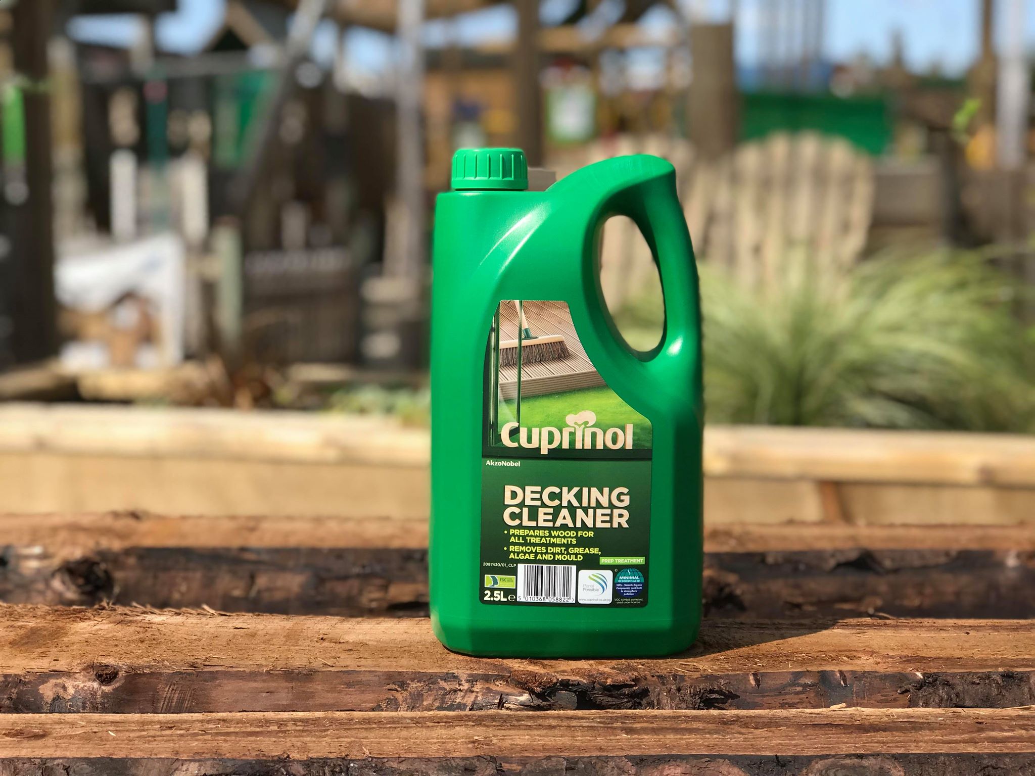 Cuprinol Decking Cleaner 2.5L Woodstoc Outside Made Better